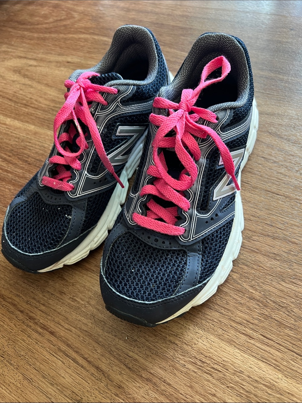 Women’s Size 7.5 New Balance